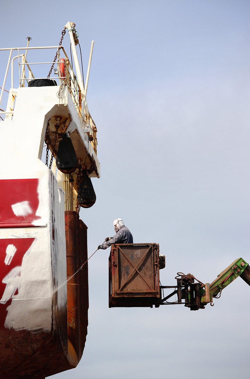 Dry Dock Worker working on repear 